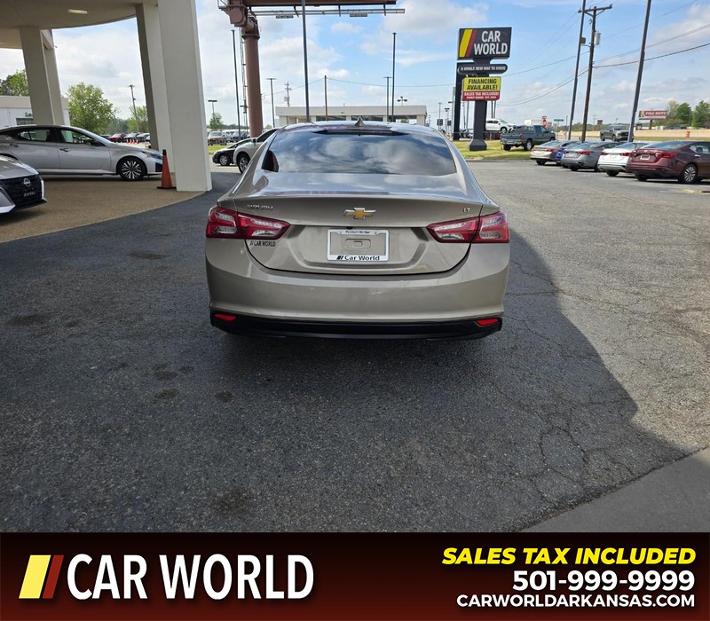 Chevrolet Malibu Vehicle Full-screen Gallery Image 5