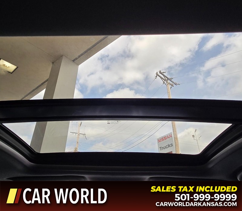 Chevrolet Malibu Vehicle Full-screen Gallery Image 19