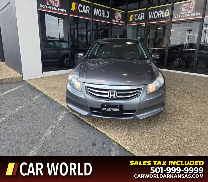 Honda Accord Sedan Vehicle Full-screen Gallery Image 2