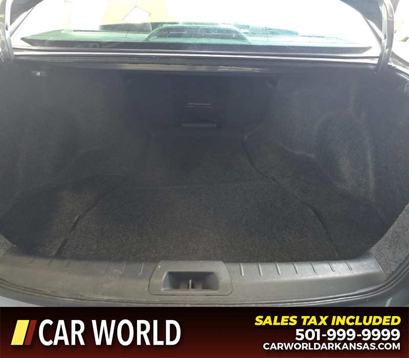 Honda Accord Sedan Vehicle Full-screen Gallery Image 13