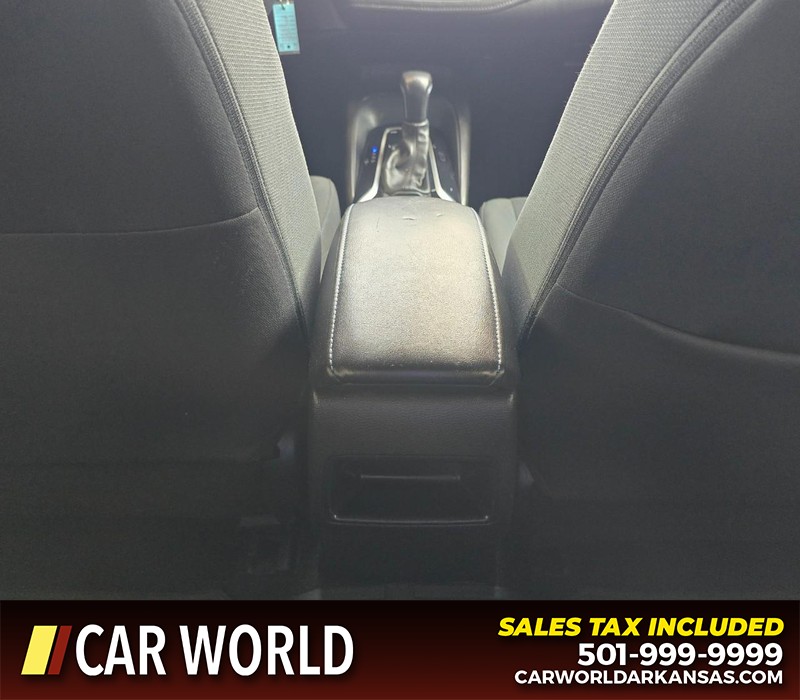 Toyota Corolla Vehicle Full-screen Gallery Image 19