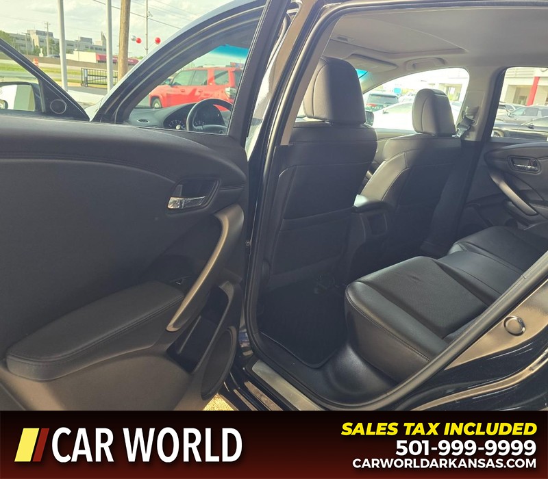 Acura RDX Vehicle Full-screen Gallery Image 9