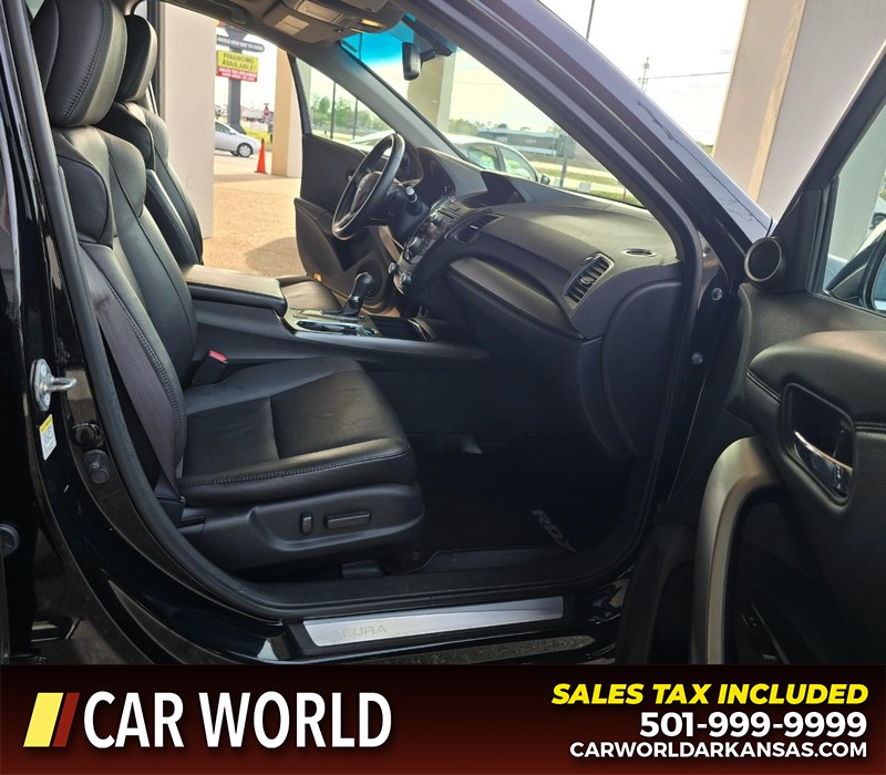 Acura RDX Vehicle Full-screen Gallery Image 11