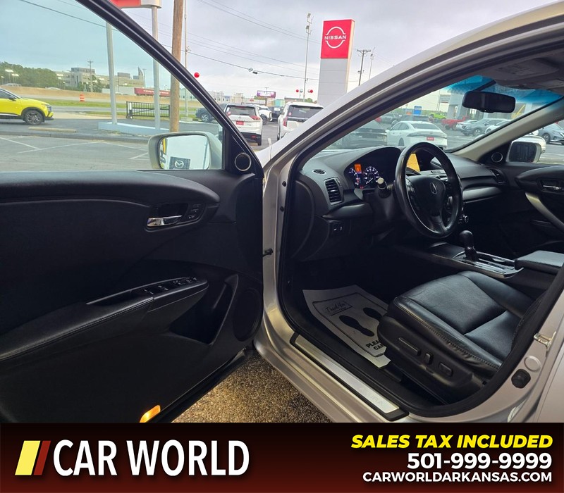 Acura RDX Vehicle Full-screen Gallery Image 7