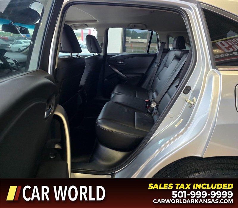 Acura RDX Vehicle Full-screen Gallery Image 10