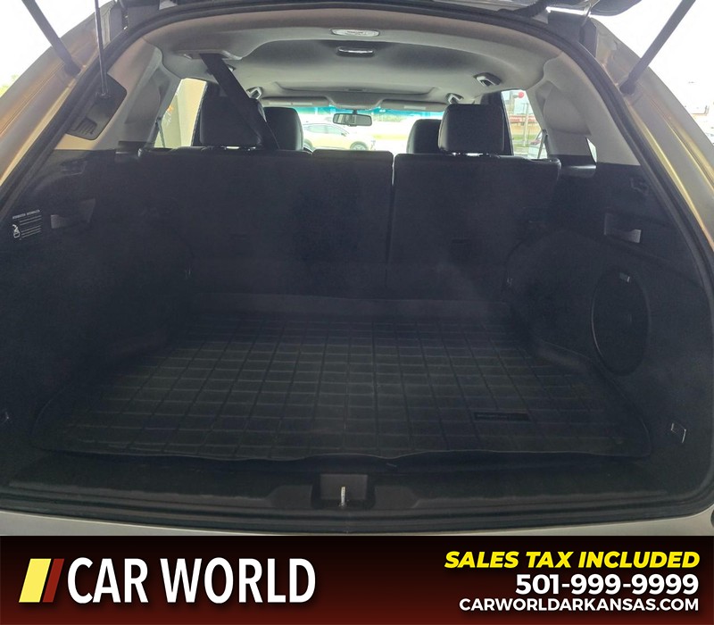 Acura RDX Vehicle Full-screen Gallery Image 13