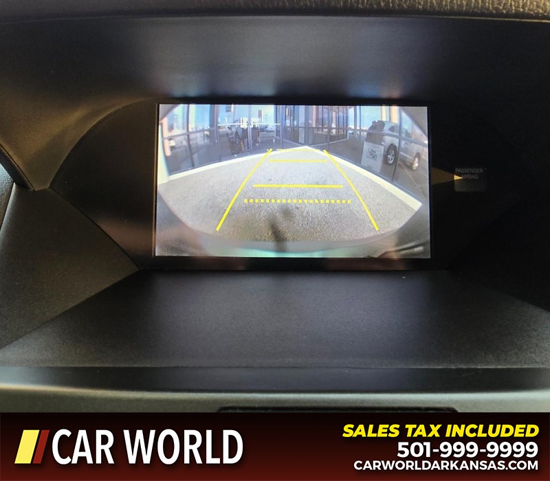 Acura RDX Vehicle Full-screen Gallery Image 19