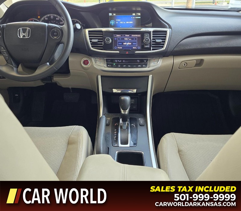 Honda Accord Sedan Vehicle Full-screen Gallery Image 17