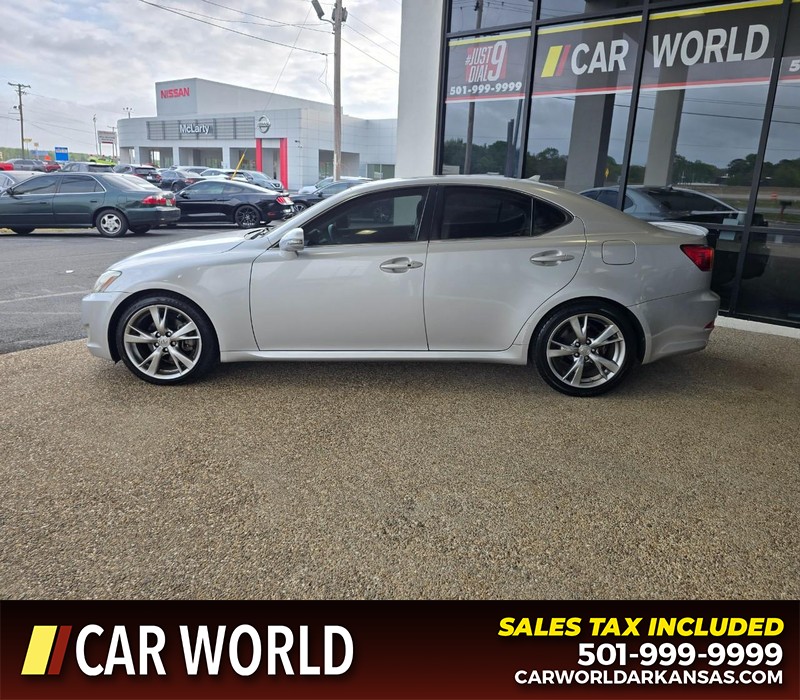 Lexus IS 250 Vehicle Full-screen Gallery Image 4