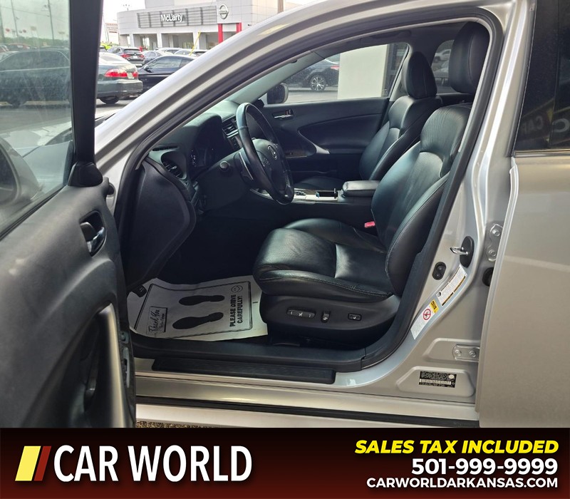 Lexus IS 250 Vehicle Full-screen Gallery Image 8