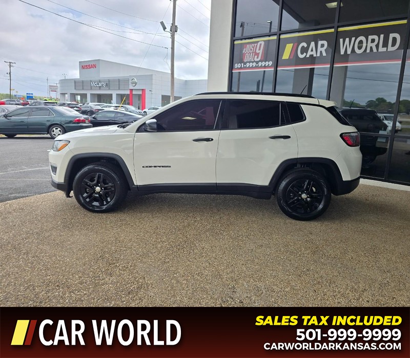 Jeep Compass Vehicle Full-screen Gallery Image 4