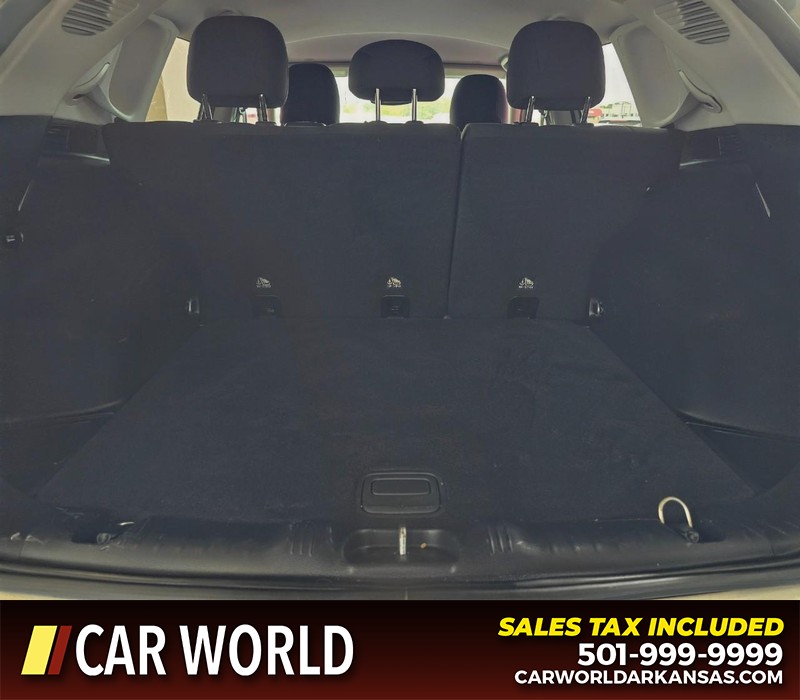 Jeep Compass Vehicle Full-screen Gallery Image 13