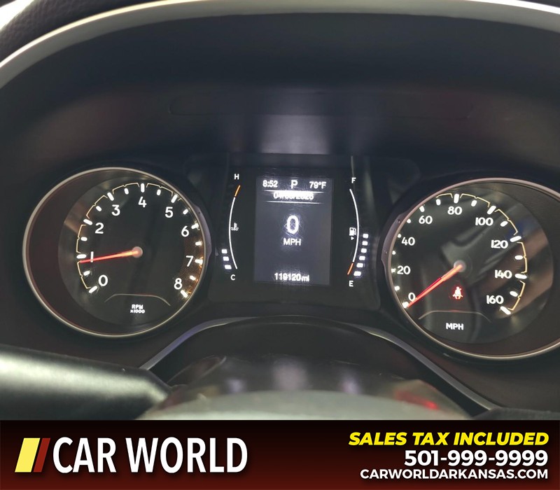 Jeep Compass Vehicle Full-screen Gallery Image 17