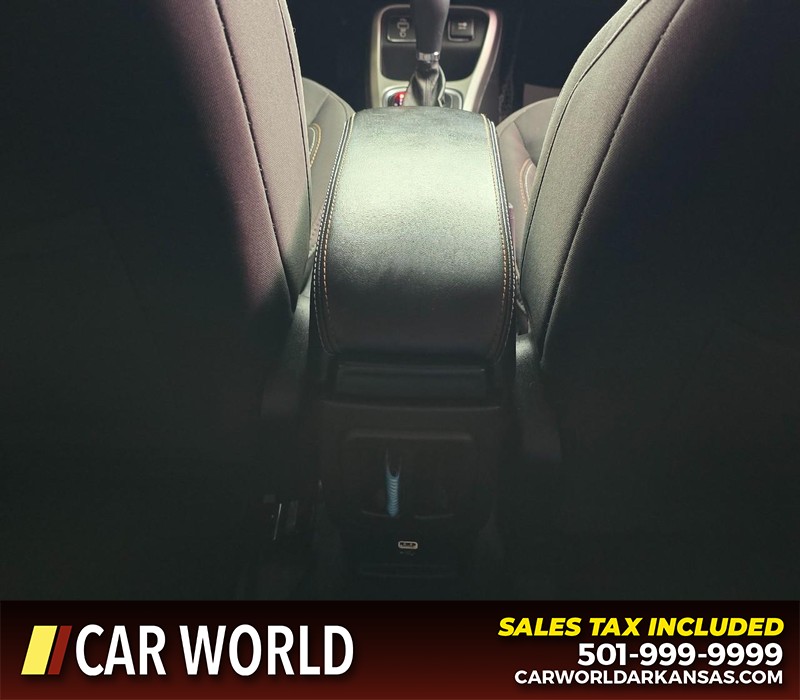 Jeep Compass Vehicle Full-screen Gallery Image 19