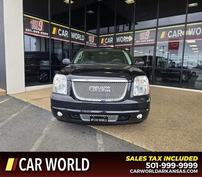 GMC Yukon Vehicle Full-screen Gallery Image 2