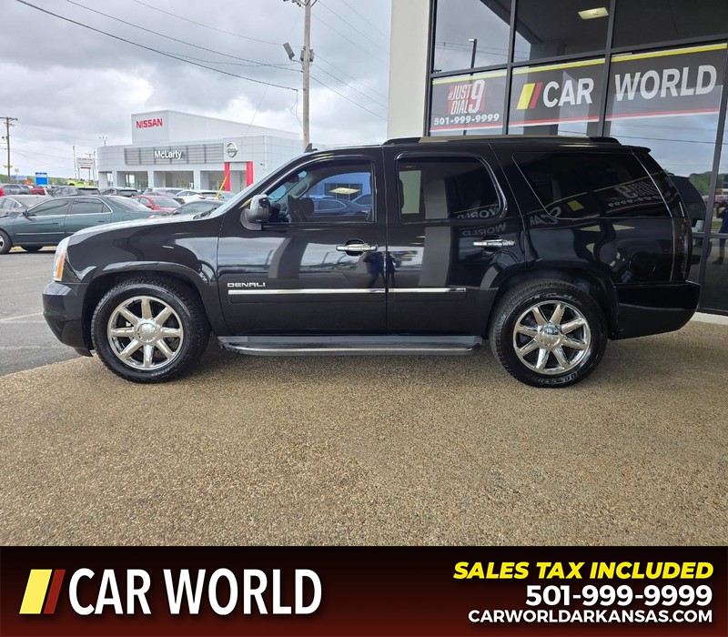 GMC Yukon Vehicle Full-screen Gallery Image 4