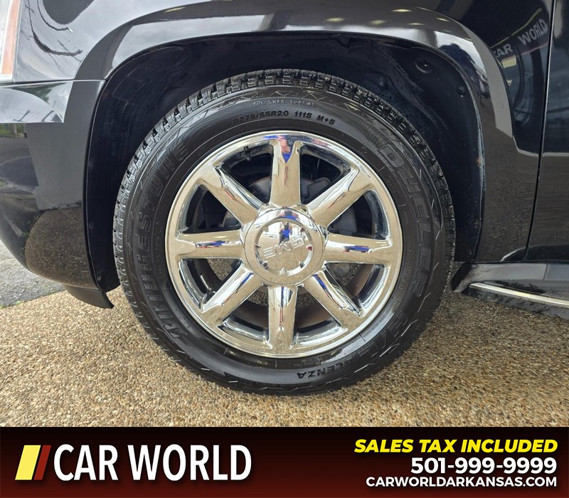 GMC Yukon Vehicle Full-screen Gallery Image 6