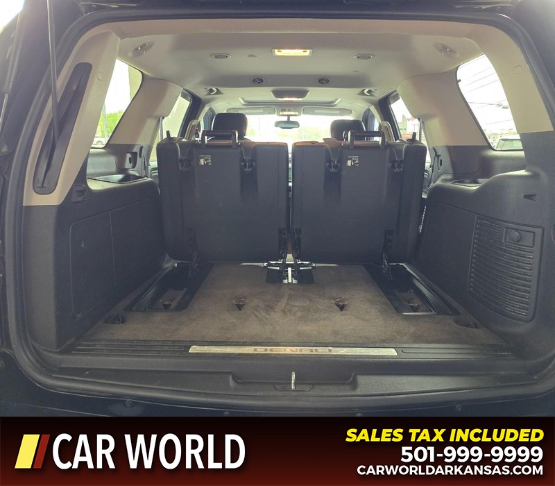 GMC Yukon Vehicle Full-screen Gallery Image 15