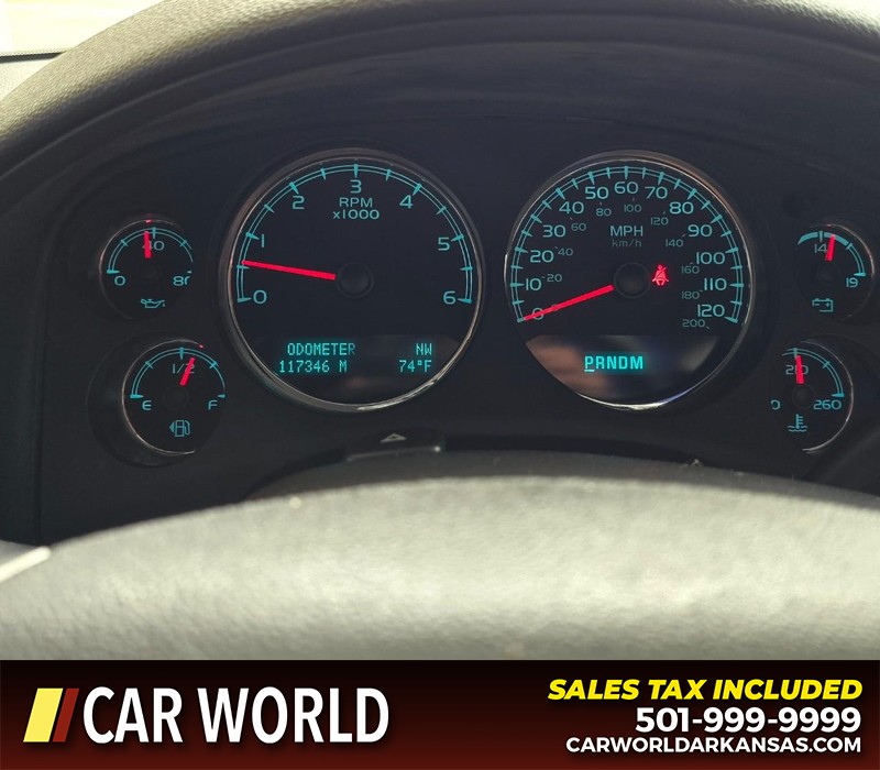 GMC Yukon Vehicle Full-screen Gallery Image 18