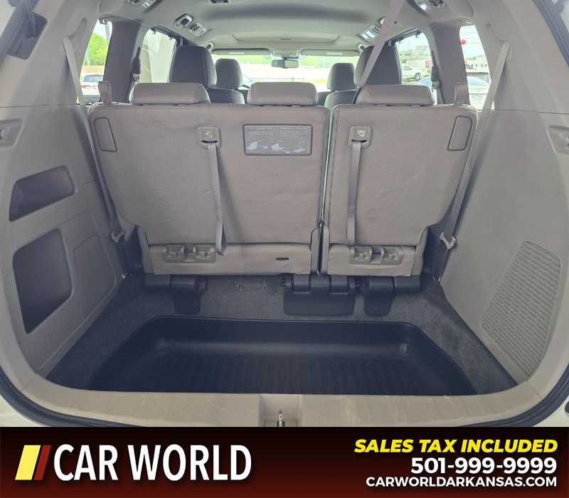 Honda Odyssey Vehicle Full-screen Gallery Image 16
