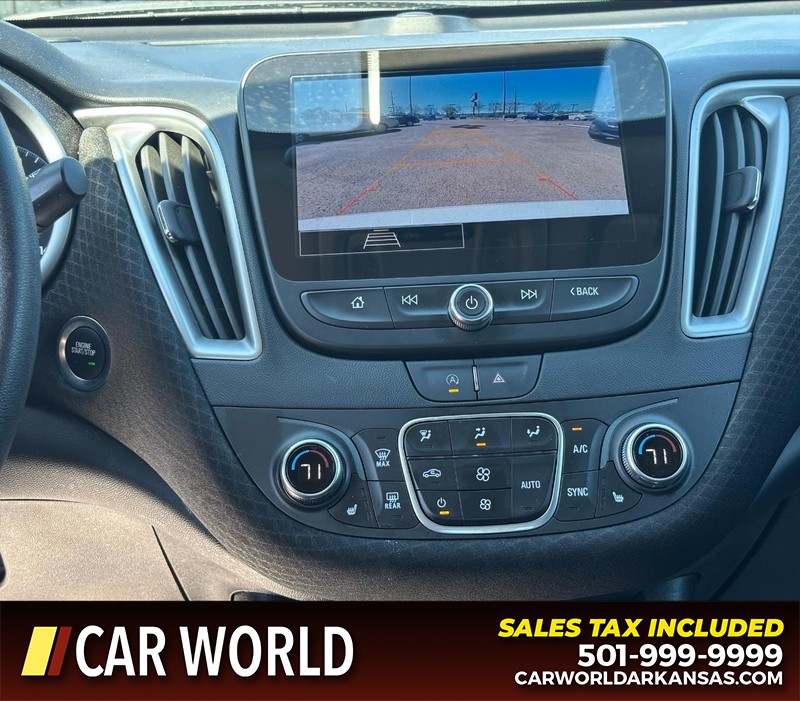 Chevrolet Malibu Vehicle Full-screen Gallery Image 18