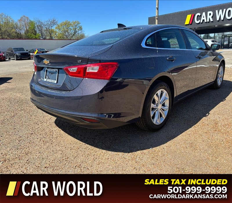 Chevrolet Malibu Vehicle Full-screen Gallery Image 3