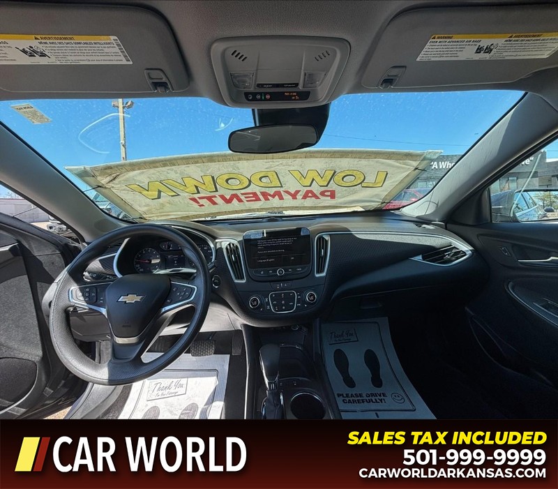 Chevrolet Malibu Vehicle Full-screen Gallery Image 16