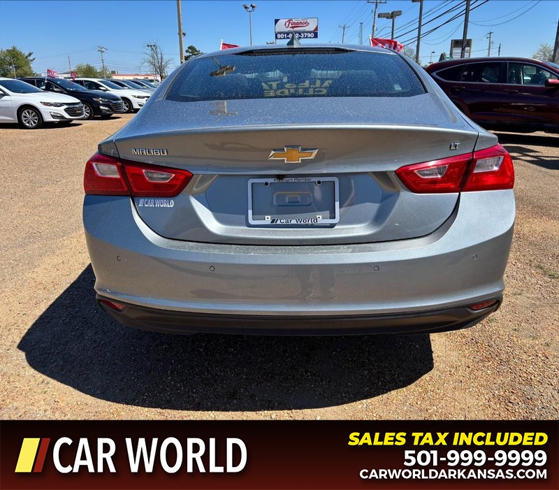 Chevrolet Malibu Vehicle Full-screen Gallery Image 4
