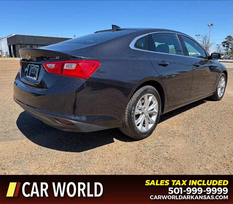 Chevrolet Malibu Vehicle Full-screen Gallery Image 3