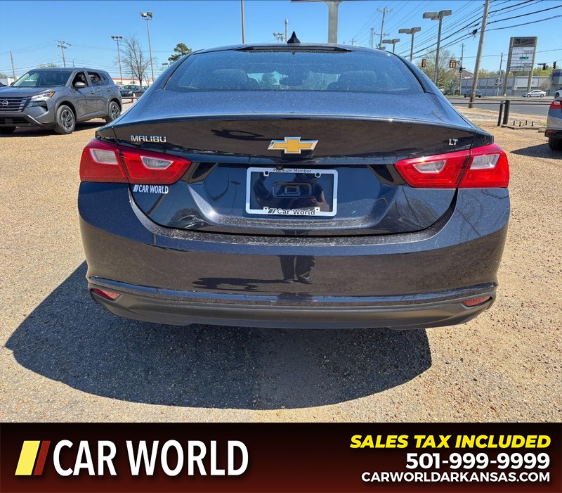 Chevrolet Malibu Vehicle Full-screen Gallery Image 4