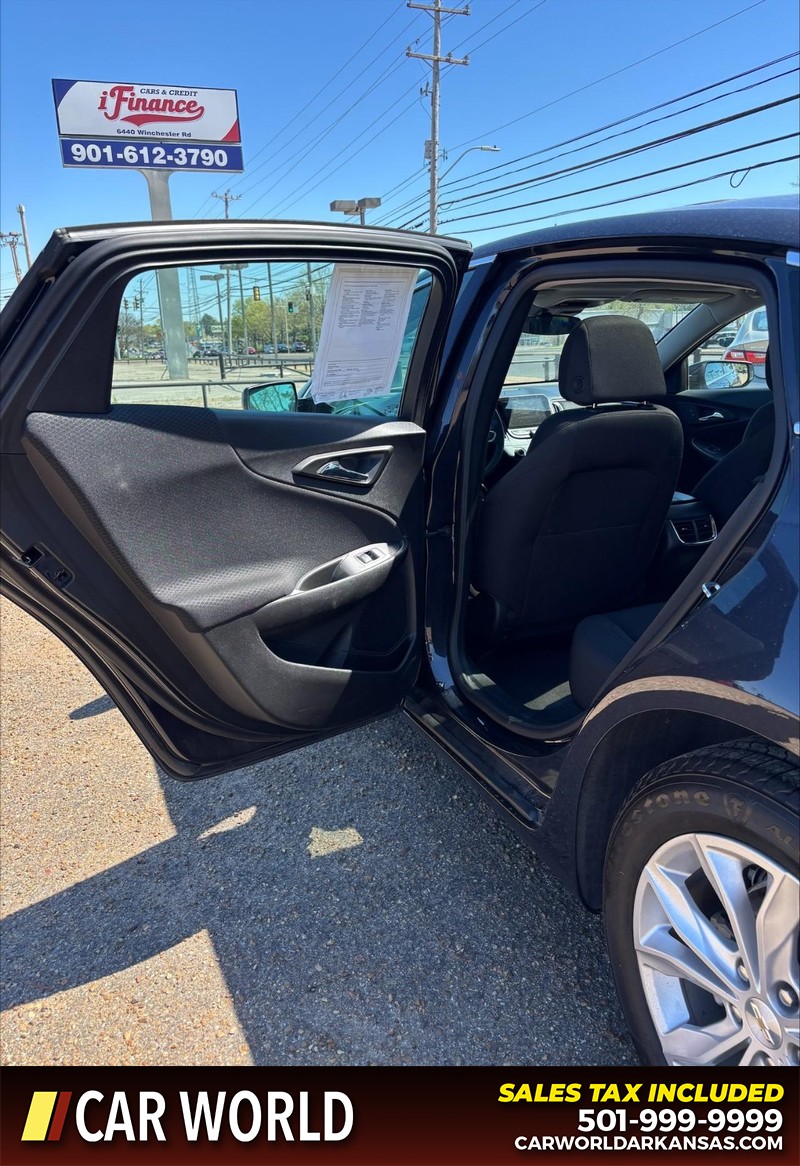 Chevrolet Malibu Vehicle Full-screen Gallery Image 14