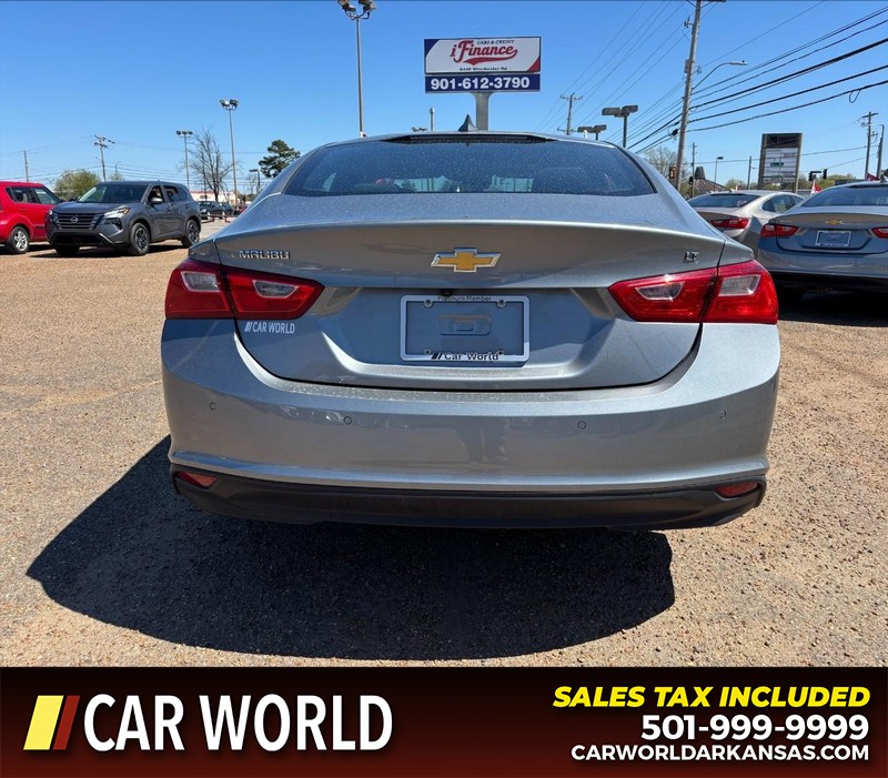Chevrolet Malibu Vehicle Full-screen Gallery Image 4