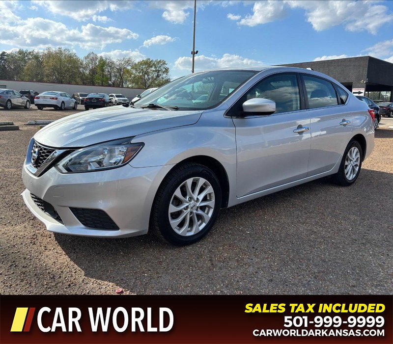 Nissan Sentra Vehicle Full-screen Gallery Image 9