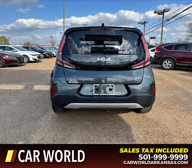 Kia Soul Vehicle Full-screen Gallery Image 4