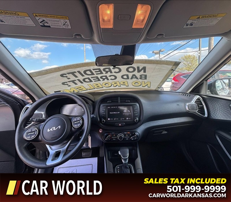 Kia Soul Vehicle Full-screen Gallery Image 16