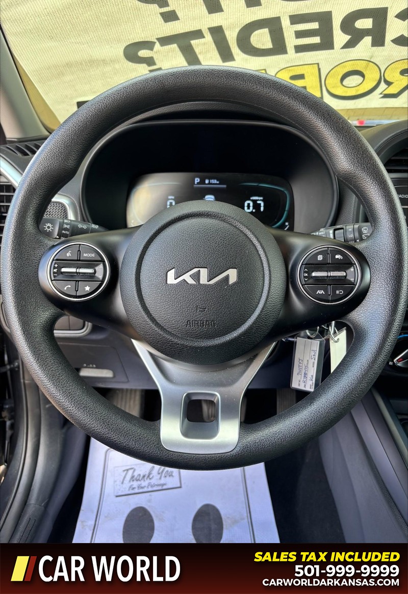 Kia Soul Vehicle Full-screen Gallery Image 19