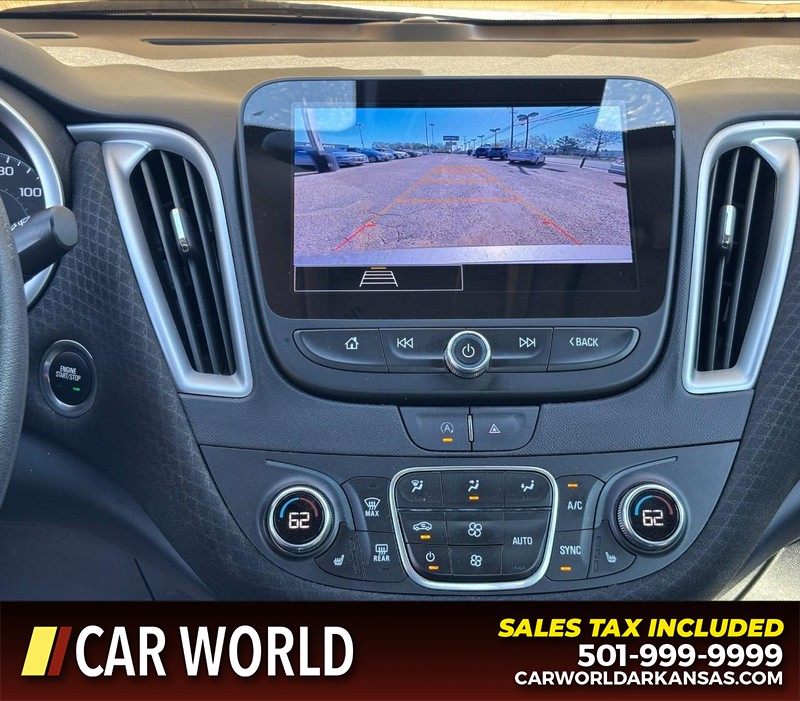 Chevrolet Malibu Vehicle Full-screen Gallery Image 17