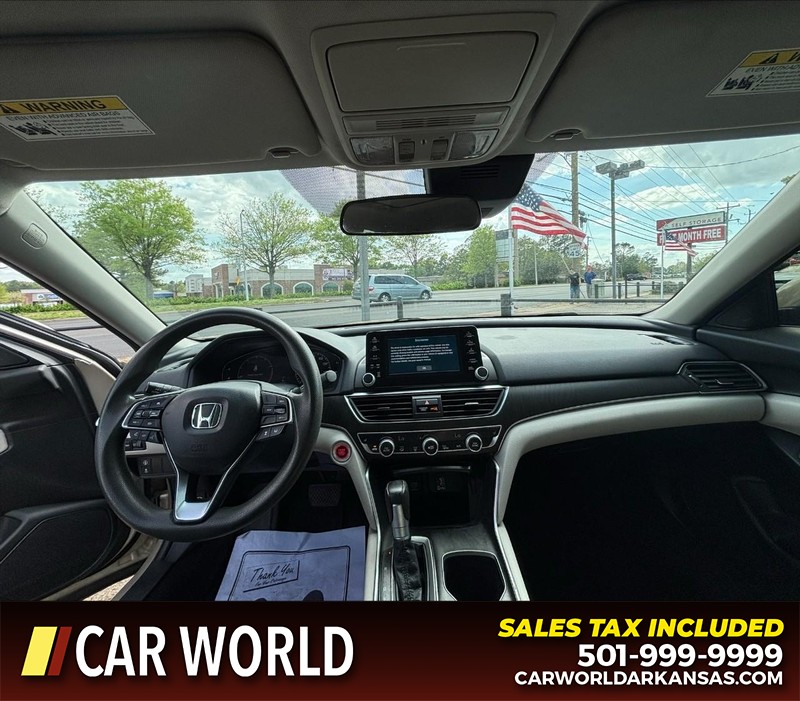 Honda Accord Sedan Vehicle Full-screen Gallery Image 16