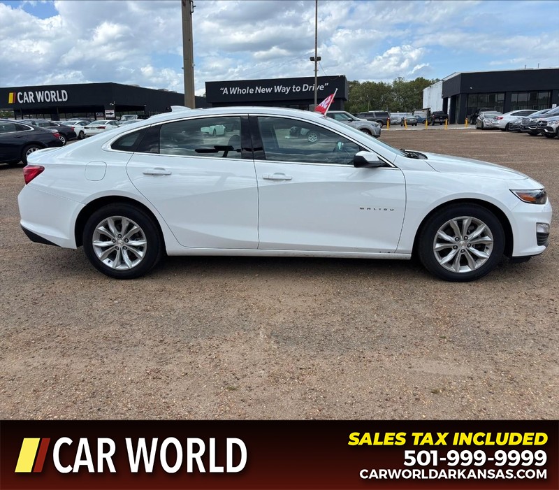 Chevrolet Malibu Vehicle Full-screen Gallery Image 2