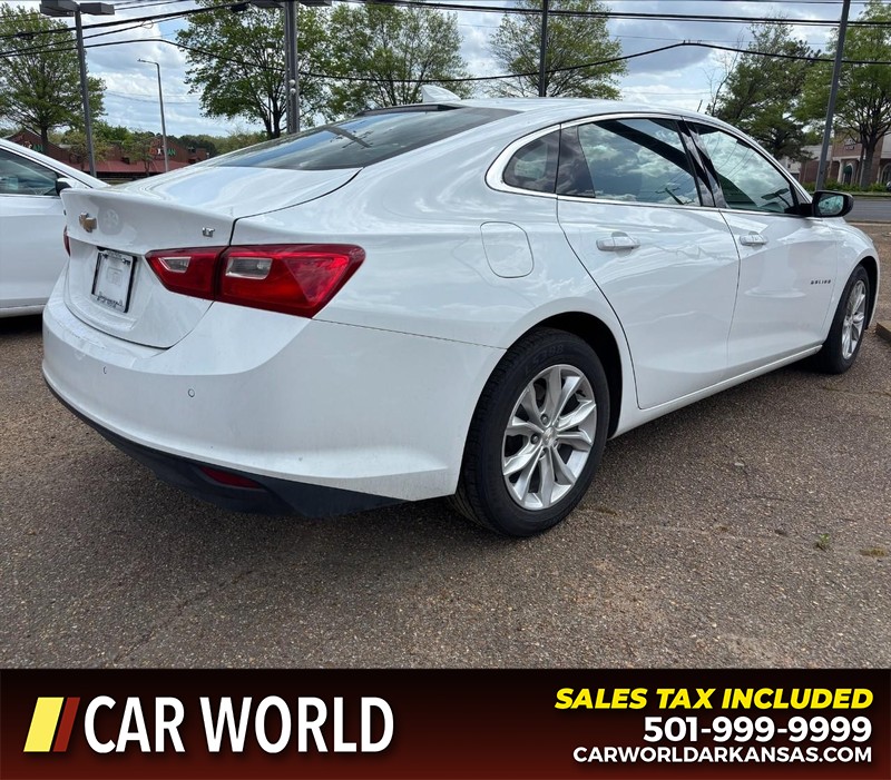 Chevrolet Malibu Vehicle Full-screen Gallery Image 3