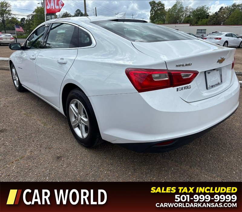 Chevrolet Malibu Vehicle Full-screen Gallery Image 7