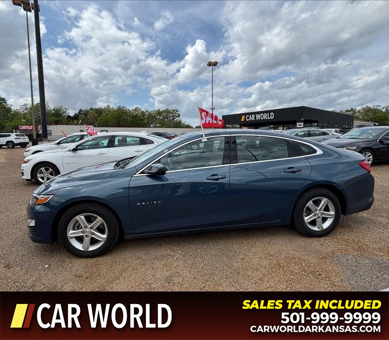 Chevrolet Malibu Vehicle Full-screen Gallery Image 7