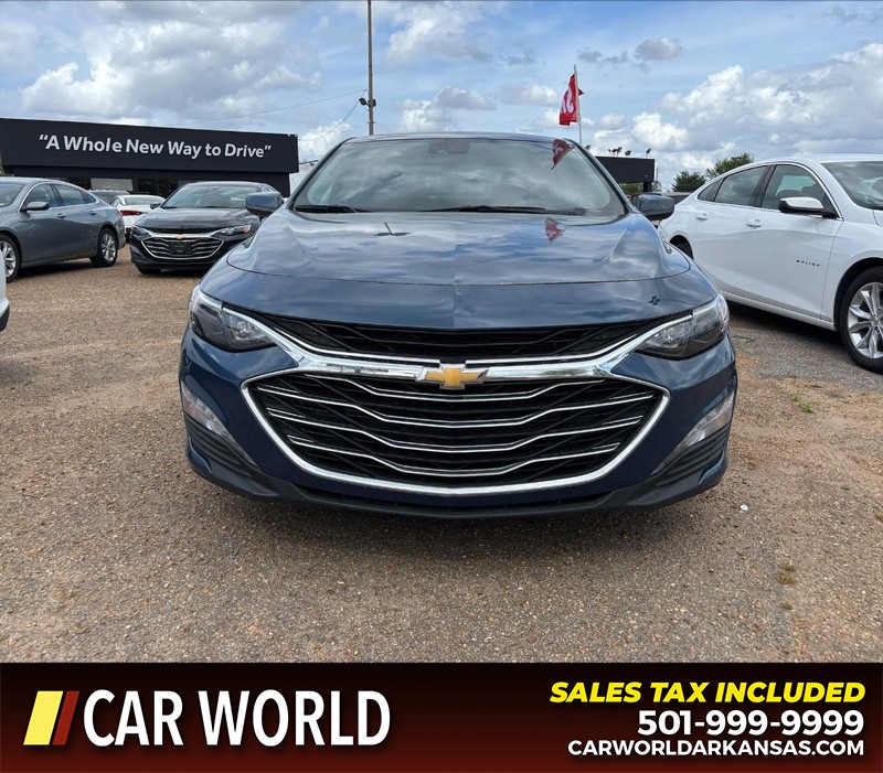 Chevrolet Malibu Vehicle Full-screen Gallery Image 9