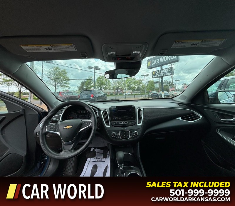 Chevrolet Malibu Vehicle Full-screen Gallery Image 15