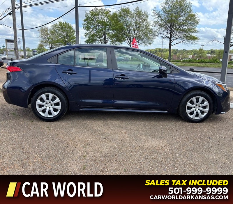 Toyota Corolla Vehicle Full-screen Gallery Image 2