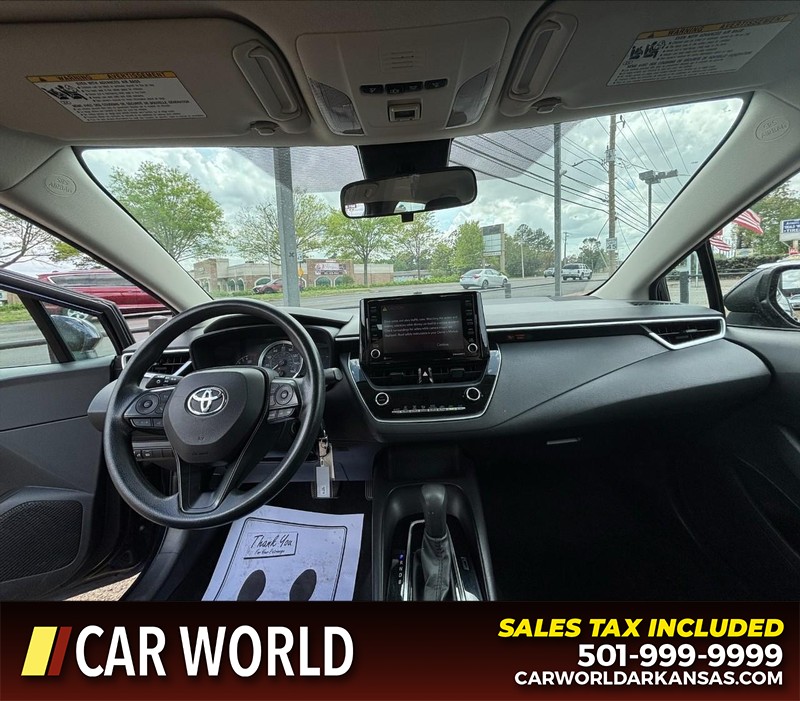 Toyota Corolla Vehicle Full-screen Gallery Image 16