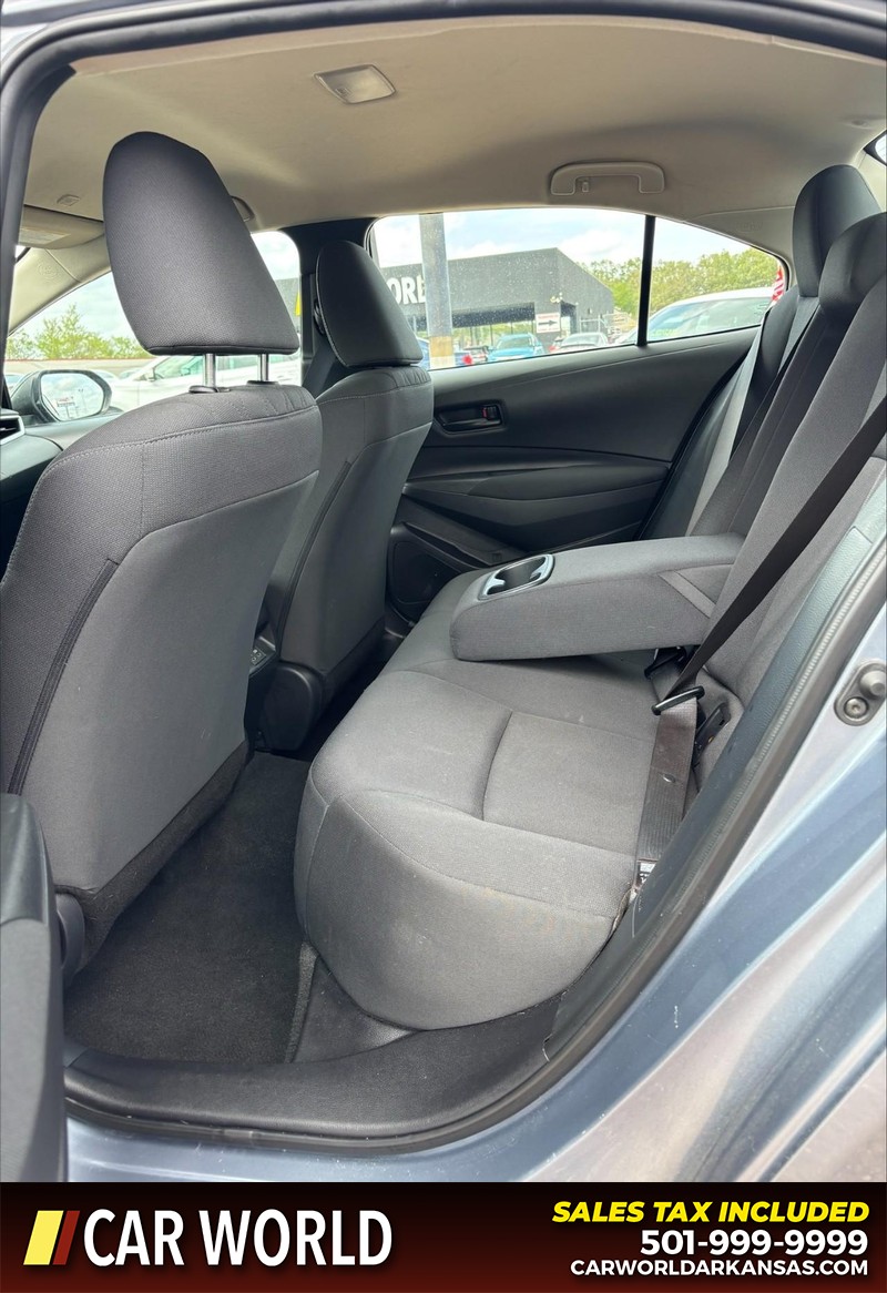 Toyota Corolla Vehicle Full-screen Gallery Image 15