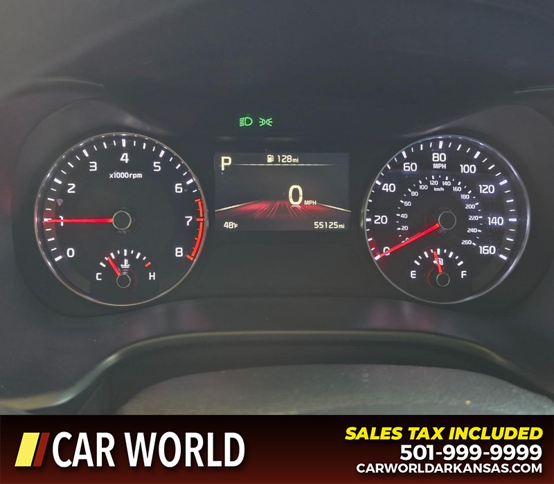 Kia Forte Vehicle Full-screen Gallery Image 17