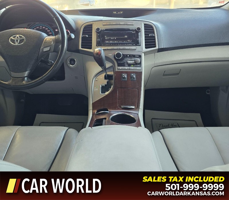 Toyota Venza Vehicle Full-screen Gallery Image 18