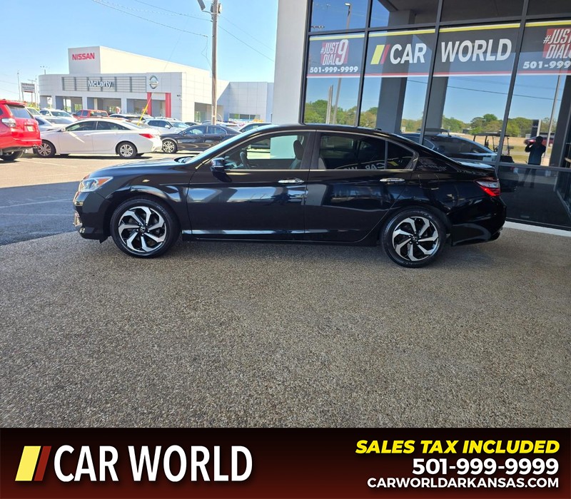 Honda Accord Sedan Vehicle Full-screen Gallery Image 4